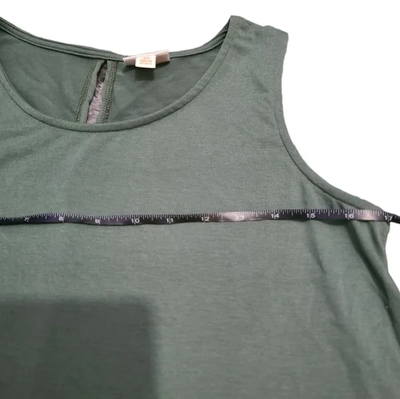 LULAROE green swing tank blouse XS - Picture 6 of 8